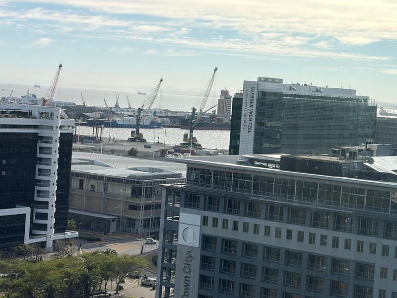 Office To Rent in Foreshore, Cape Town - Photo 1