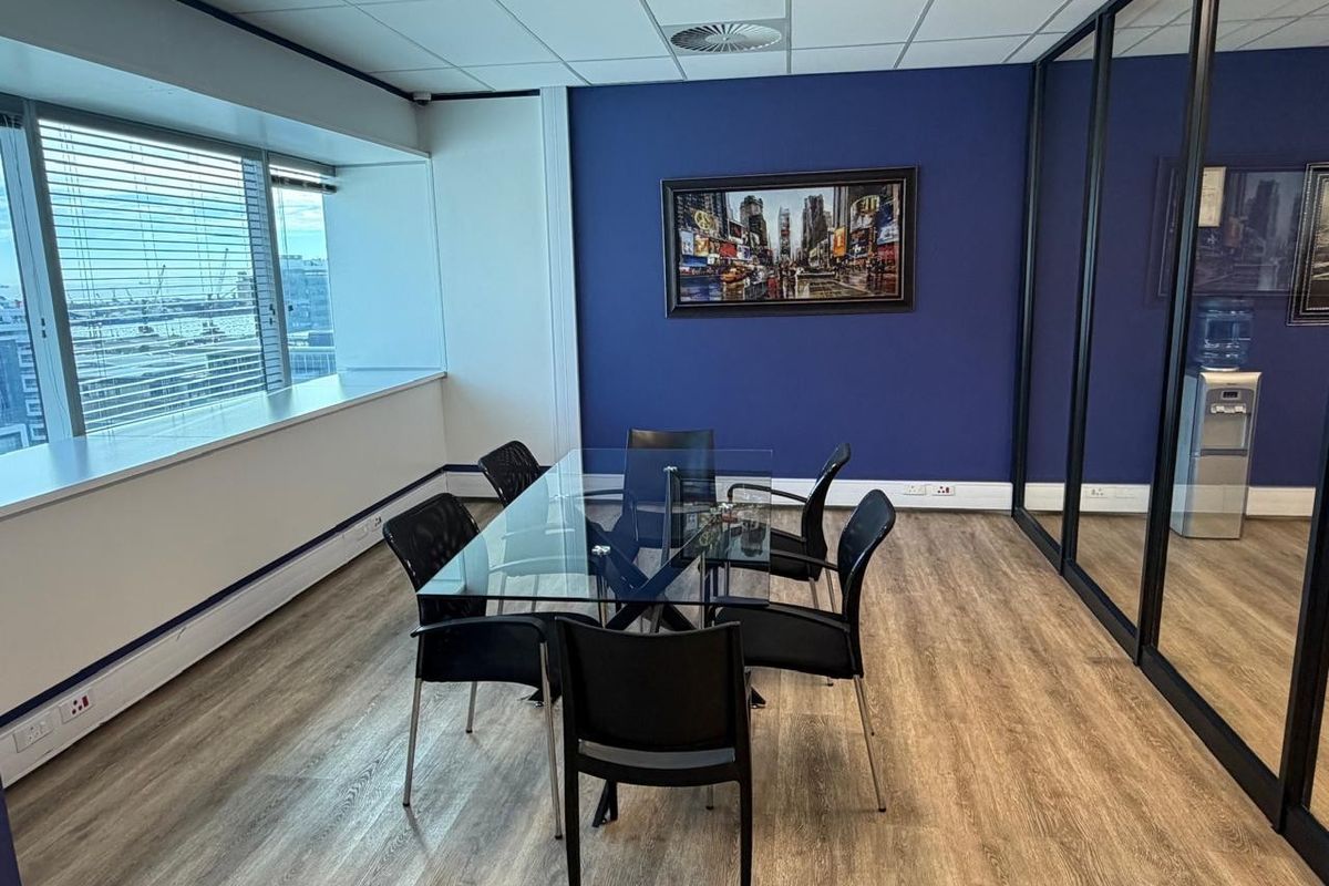 Office To Rent in Foreshore, Cape Town - Photo 3