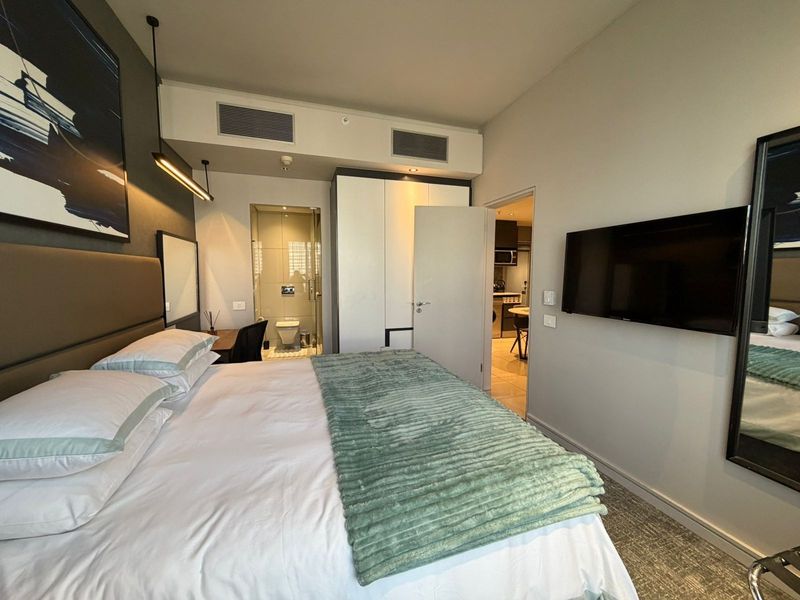Fully Furnished Executive Residence for Rent - Photo 7