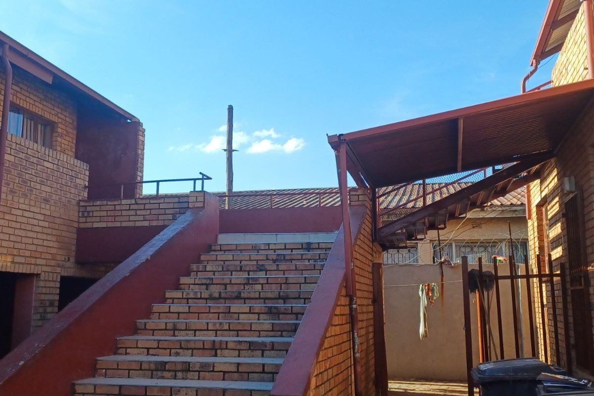 Apartments and Business For Sale in Newclare, Johannesburg - Photo 2
