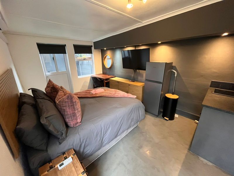 Modern Studio Apartment - Edgemead | Available 1 July - Photo 2