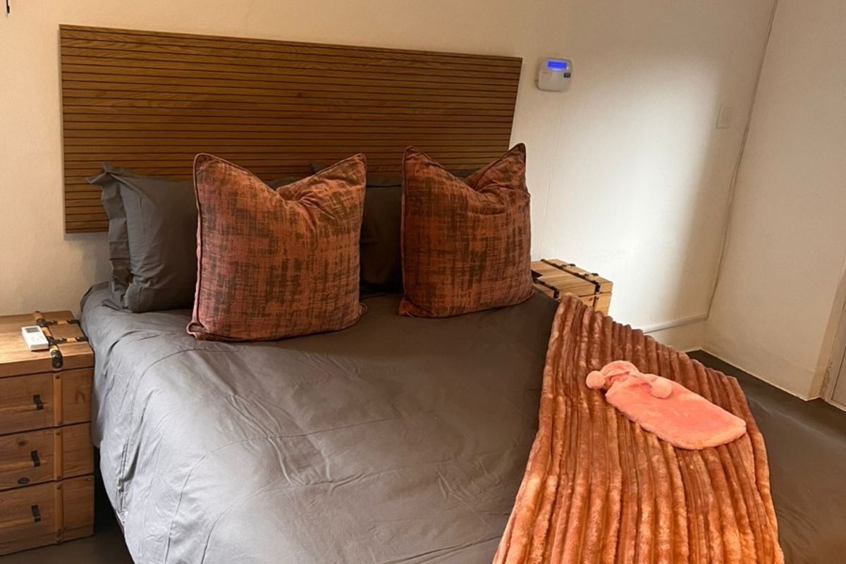 Modern Studio Apartment - Edgemead | Available 1 July - Photo 3