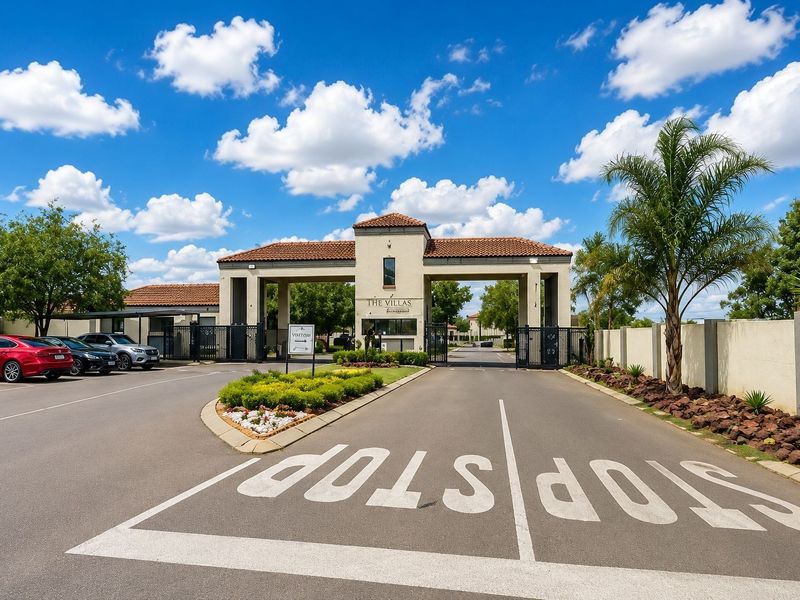 Cluster For Sale in Jackaroo Park, Witbank - Photo 2