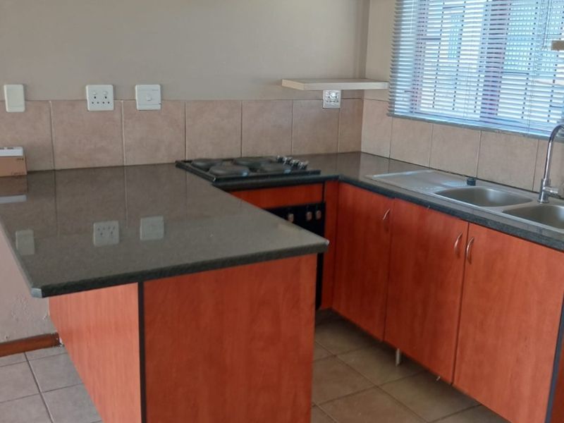 Cluster For Sale in Jackaroo Park, Witbank - Photo 4