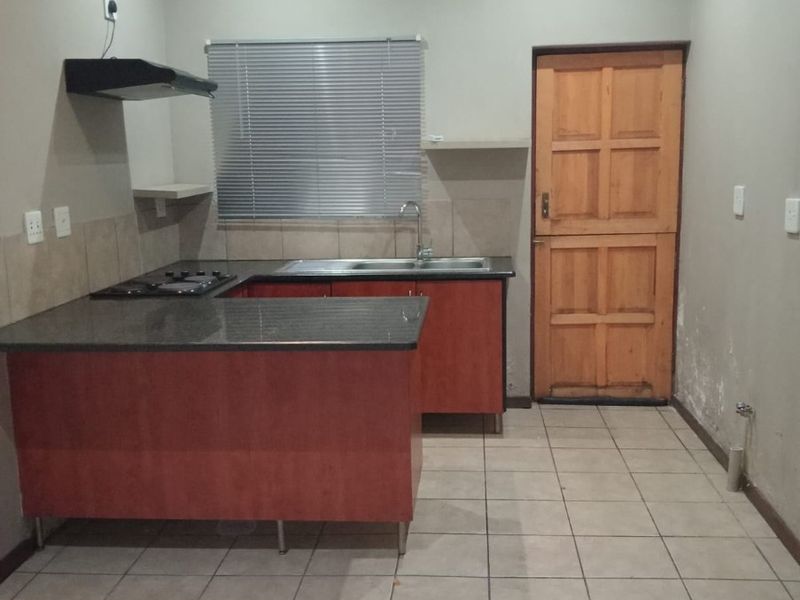 Cluster For Sale in Jackaroo Park, Witbank - Photo 3