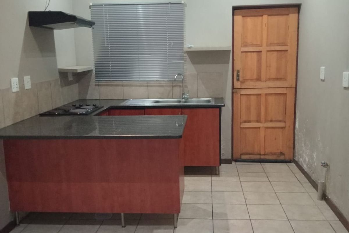 Cluster For Sale in Jackaroo Park, Witbank - Photo 3
