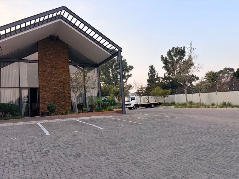 Apartment To Rent in Carlswald, Midrand - Photo 2