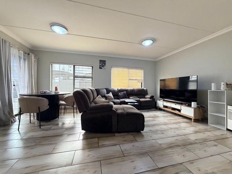 Apartment To Rent in Carlswald, Midrand - Photo 9
