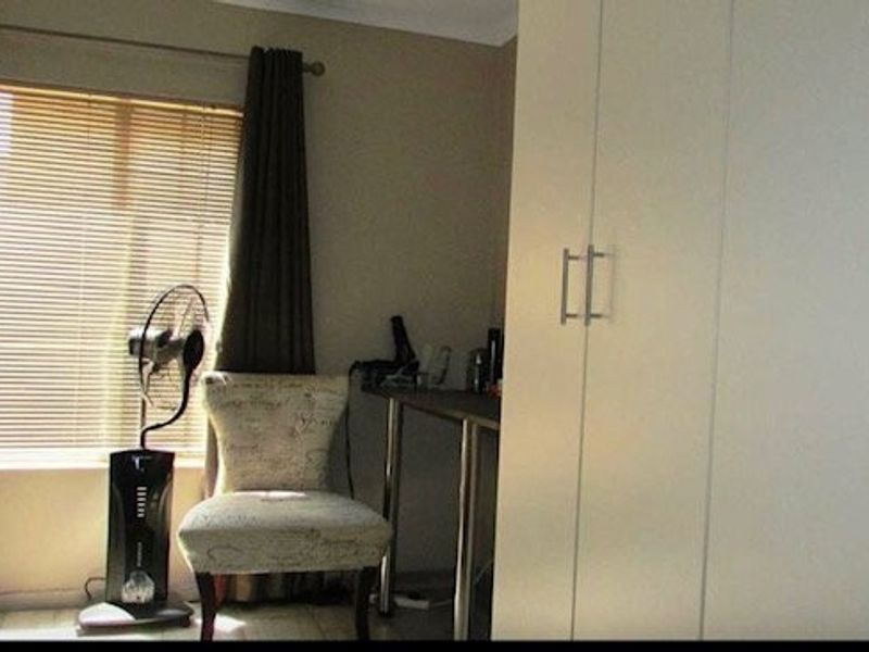Apartment For Sale in Sylviavale, Vanderbijlpark - Photo 9
