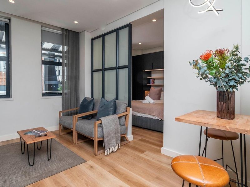 Modern 1 Bed Apartment For Sale in Cape Town City Centre, Cape Town - Photo 10
