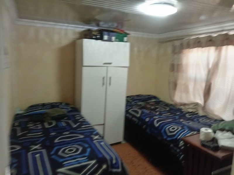 House For Sale in Mapetla, Soweto - Photo 2