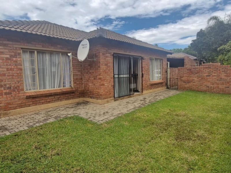 3Bedroom House For Sale in Heuwelsig Estate, Centurion - Photo 3