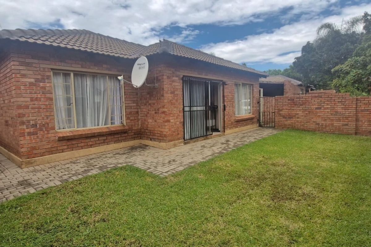 3Bedroom House For Sale in Heuwelsig Estate, Centurion - Photo 3