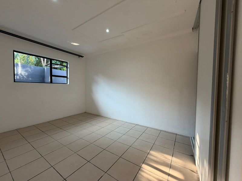 Private Lock-Up-and-Go Cottage | Immediate Occupation - Photo 6