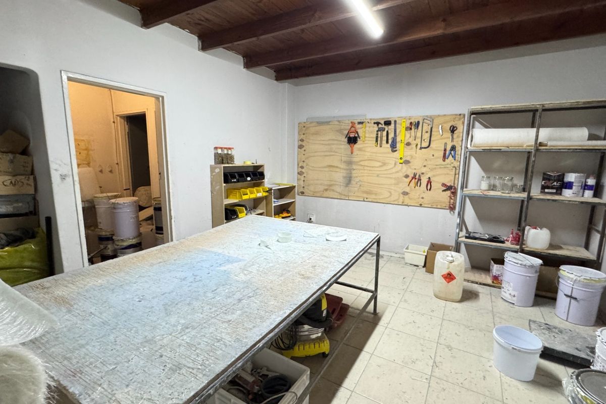 586m2 Warehouse with Yard To Let in Montague Gardens, Cape Town - Photo 5