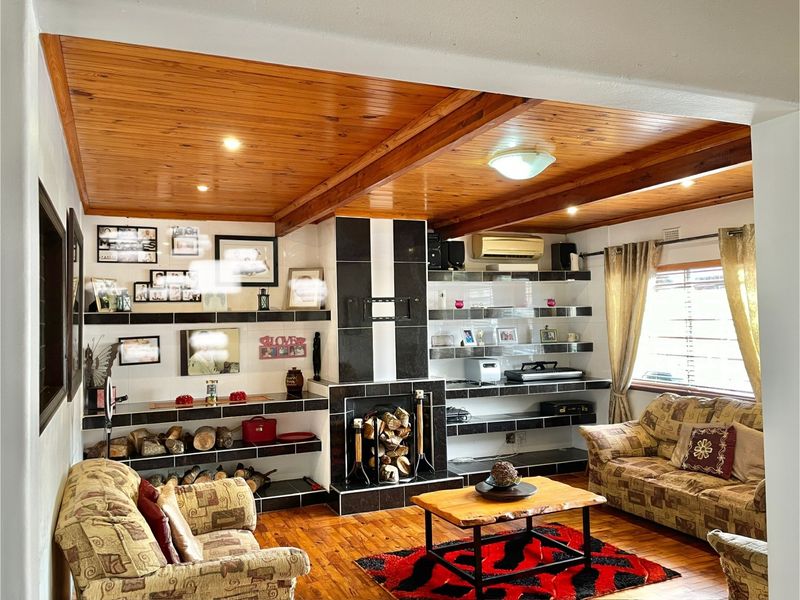 Make an offer on this spacious and attractive Ferness Estate home - Photo 3