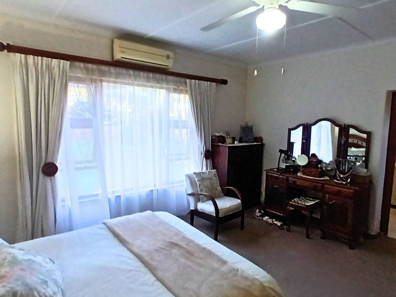 Cherished Family Home with Flatlet in Amalinda North, East London - Photo 9