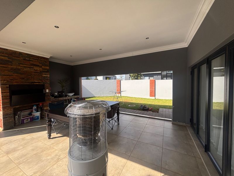 House For Sale in The Hills Game Reserve Estate, Pretoria - Photo 8