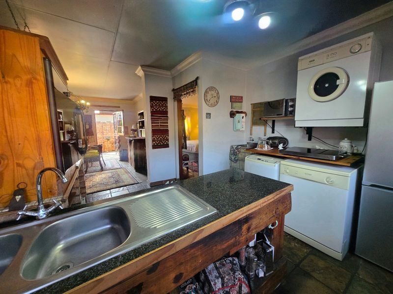 3 Bedroom House for Sale in Jordania - Photo 10