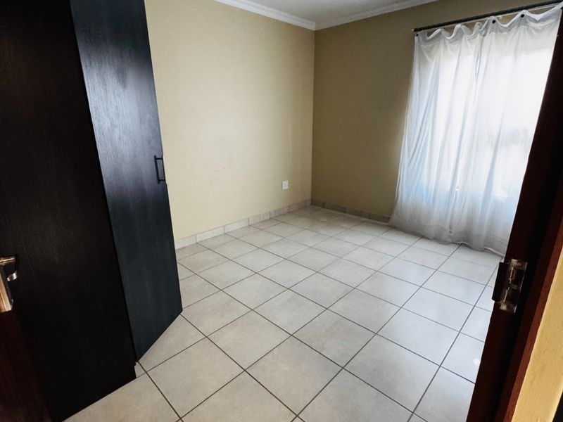 2 bedroom ,2-bathroom apartment for rent in Noordwyk - Photo 7