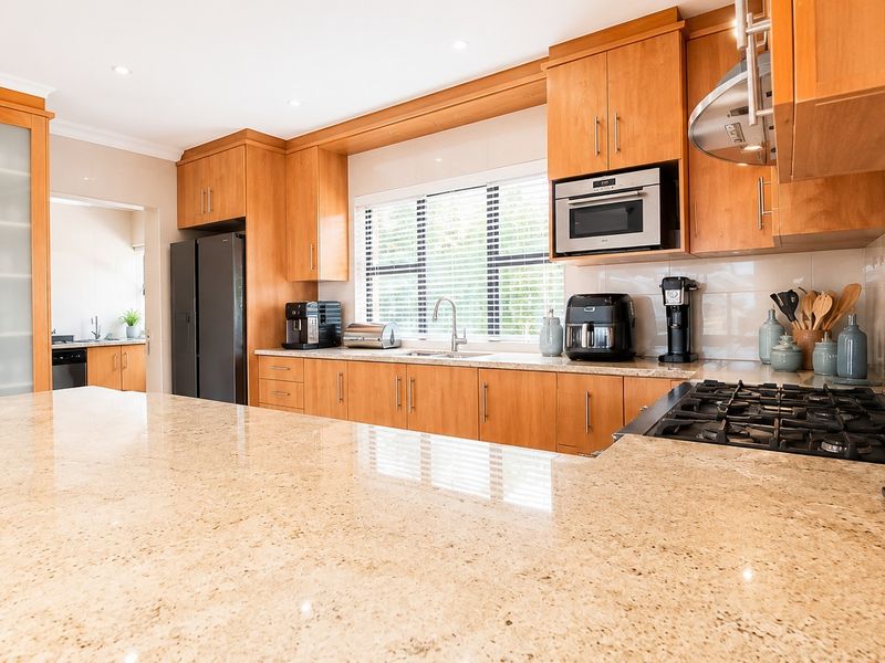 Modern and Spacious 3 Bedroom Home with Flatlet in Secure Estate! - Photo 5