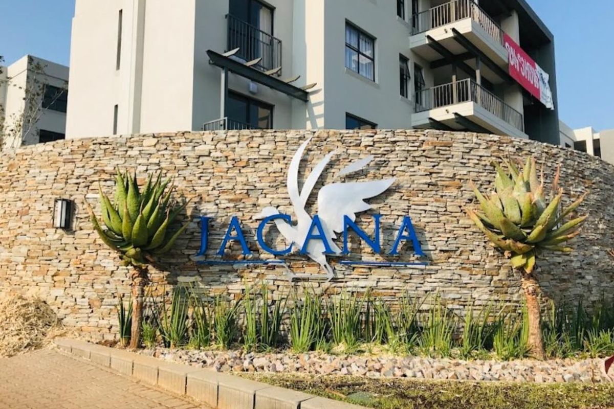2 bedrooms,2-bathroom GROUND Floor for rent in Kyalami - Photo 2