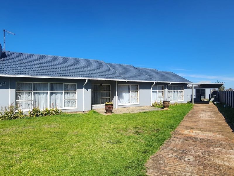 Spacious Family Home with Granny Flat for Sale in Modder East - Photo 1