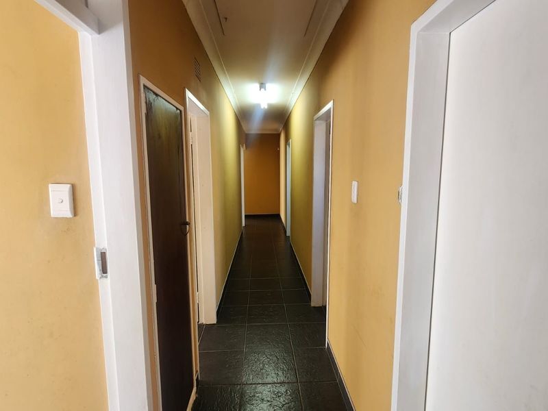 Spacious Family Home with Granny Flat for Sale in Modder East - Photo 8