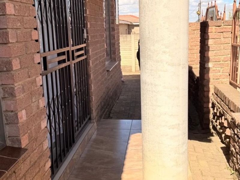 House For Sale in Bhekuzulu, Vryheid, KwaZulu Natal - Photo 6