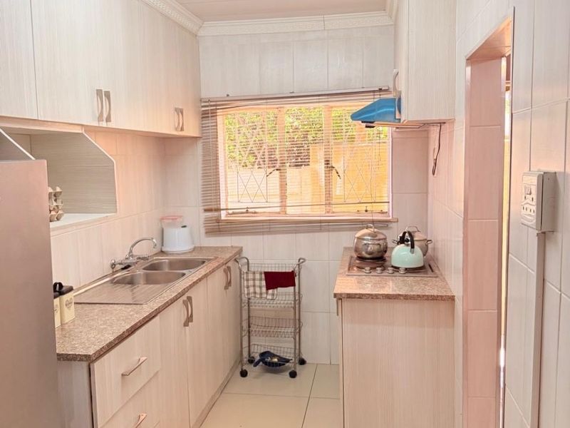 Apartment For Sale in Huttenheights, Newcastle, KwaZulu Natal - Photo 8