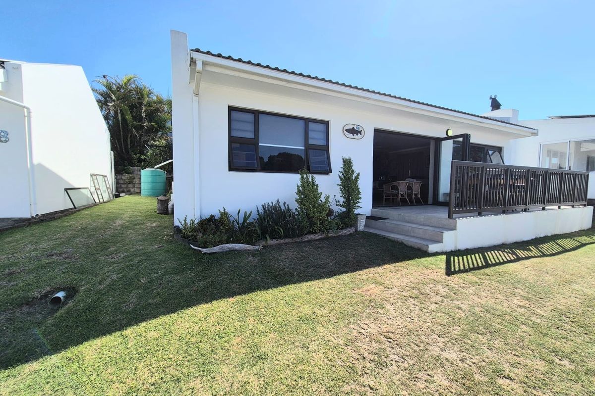Coastal Comfort with Sea Views in Cintsa West - Photo 2