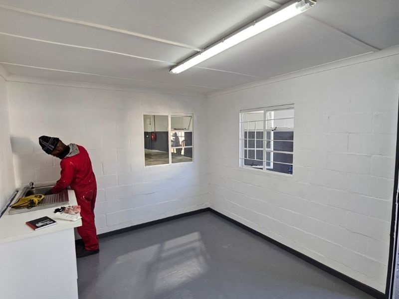 Industrial warehouse to rent in Dal Josafat, Paarl - Photo 7