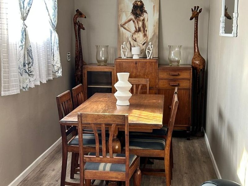 FAMILY HOME IN SOUGHT-AFTER SUNRISE-ON-SEA - Photo 6