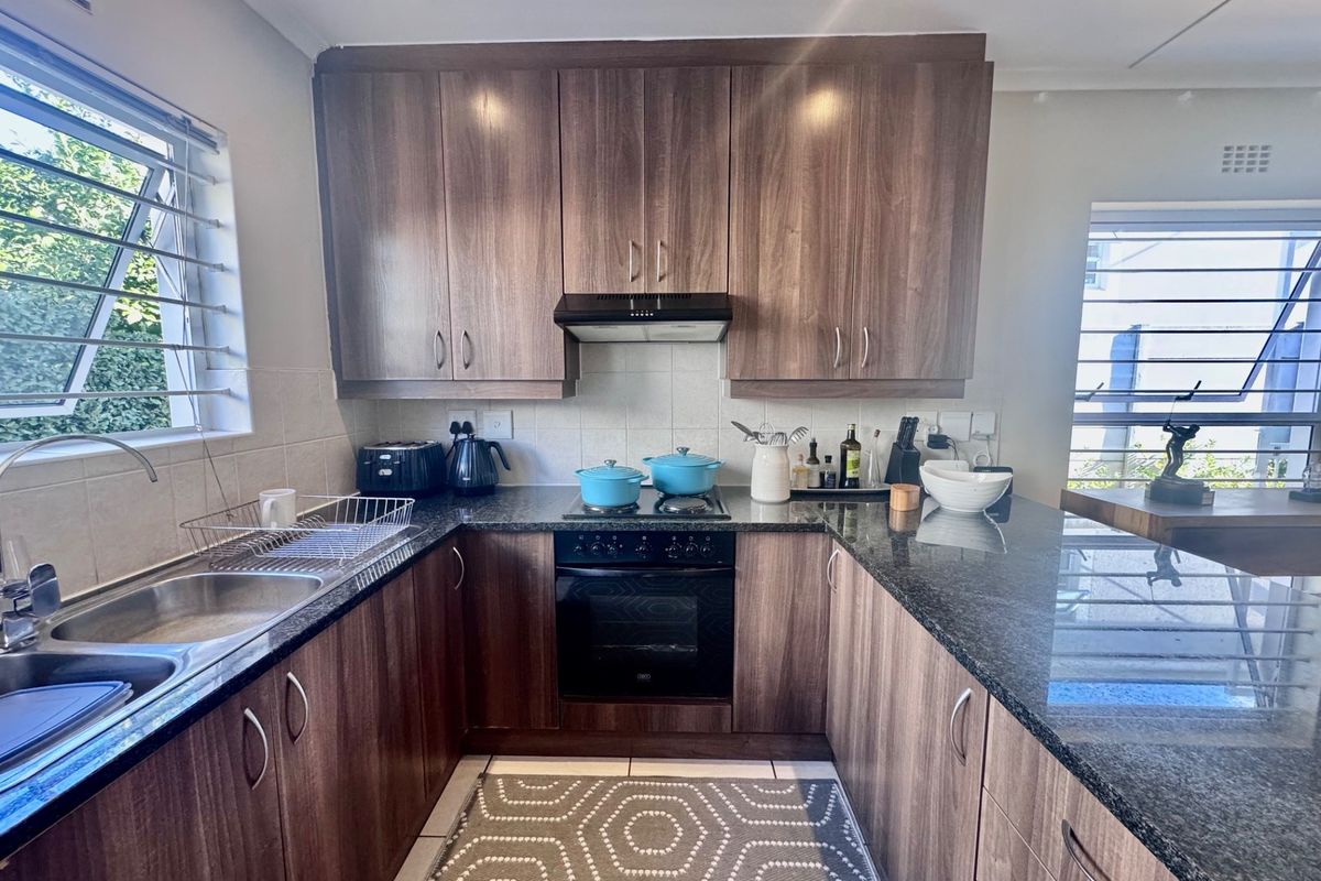 3 Bedroom Townhouse To Rent In Pinehurst - Photo 4