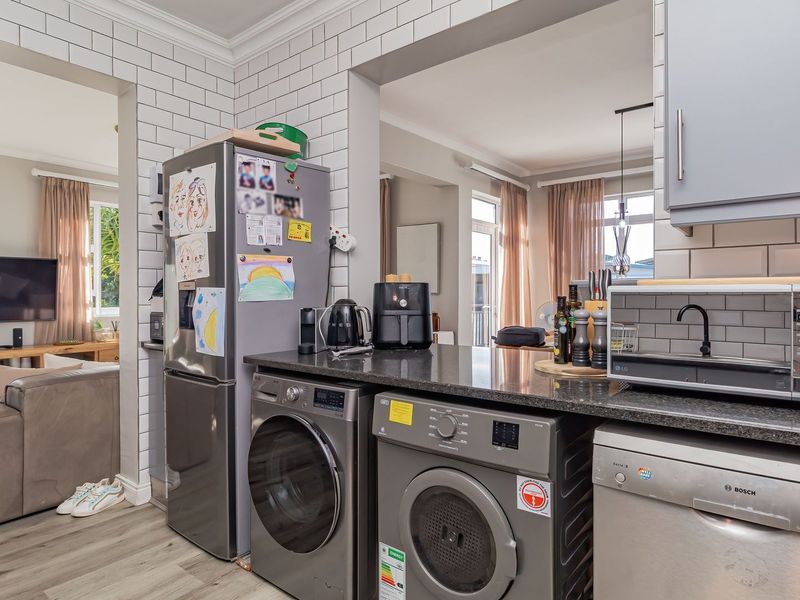 Corner Home with Ocean Views and Extra Parking! - Photo 7