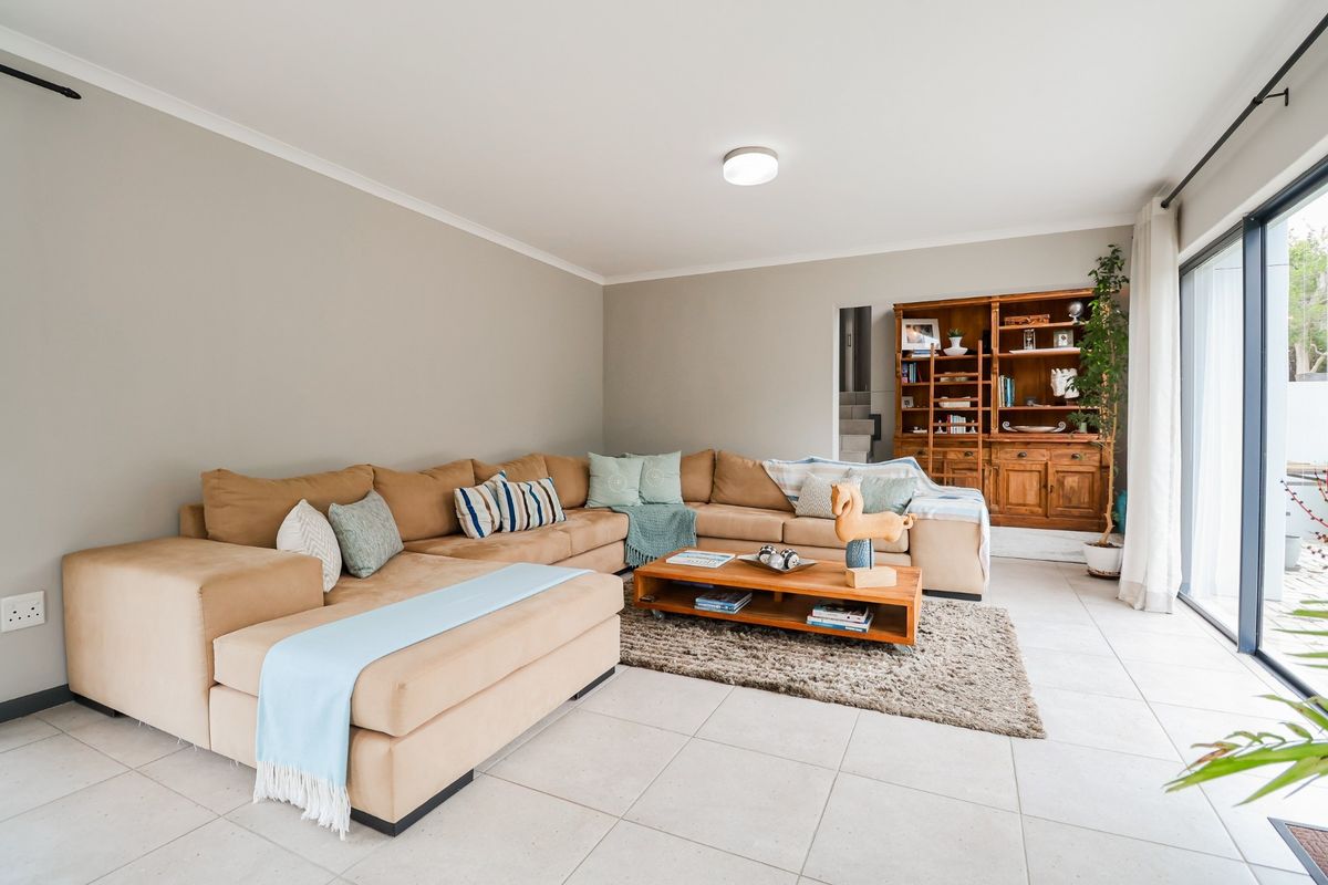 House For Sale in Kanonkop, Knysna - Photo 5