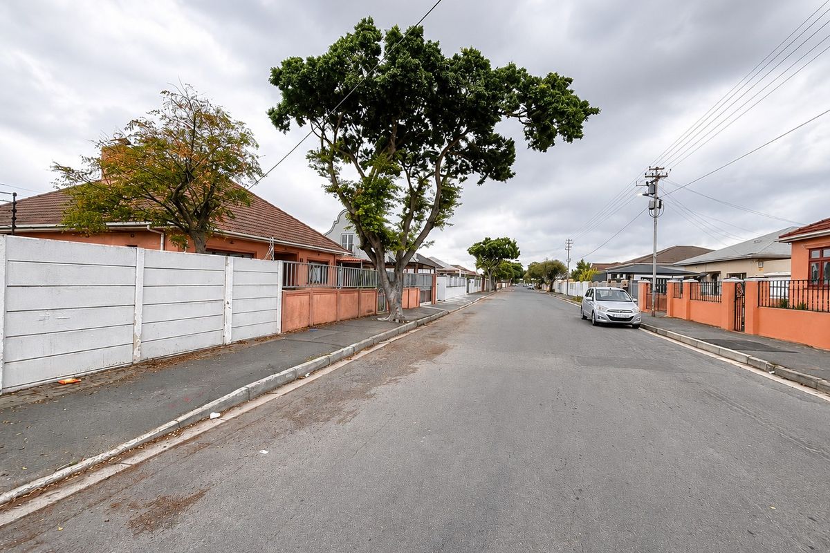 Rare Opportunity - Prime 495m2 Vacant Stand in Sought-After Townsend Estate, Goodwood - Photo 4