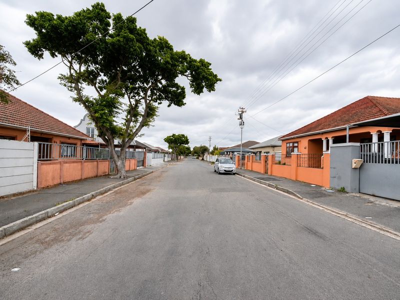 Rare Opportunity - Prime 495m2 Vacant Stand in Sought-After Townsend Estate, Goodwood - Photo 5