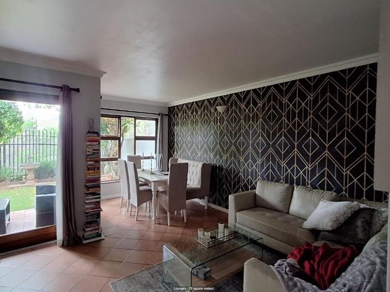 Two Bedroom Duplex in the Heart of Bedford Gardens, Bedfordview - Photo 1