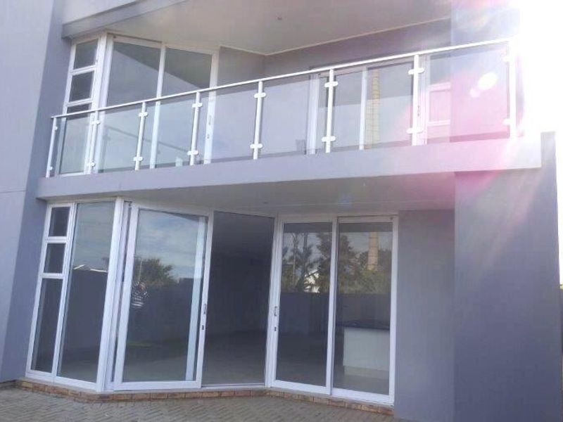 Prestige double story Townhouse Nahoon - IMMEDIATELY AVAILABLE - Photo 1