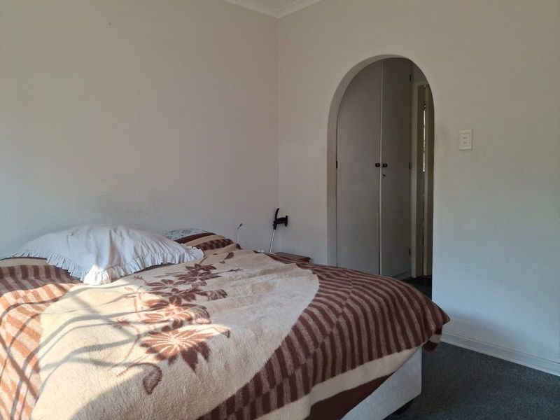 Townhouse for Sale in South Crest, Alberton - Photo 10