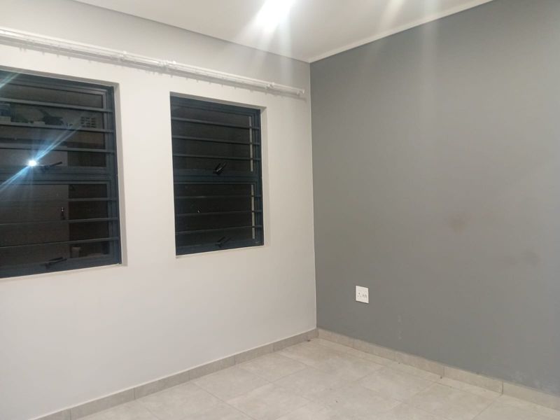 House to Rent in Capital View, Pretoria West. Secure, Modern Living in a Prime Location - Photo 5