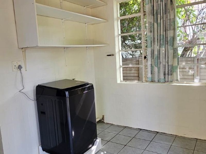 Room to Rent in a Communal House in highly sought after Melville, Johannesburg - Photo 9