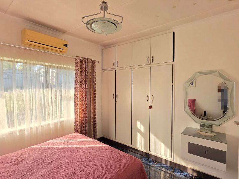 Hidden gem in Hayfields. This could be your next address! - Photo 8