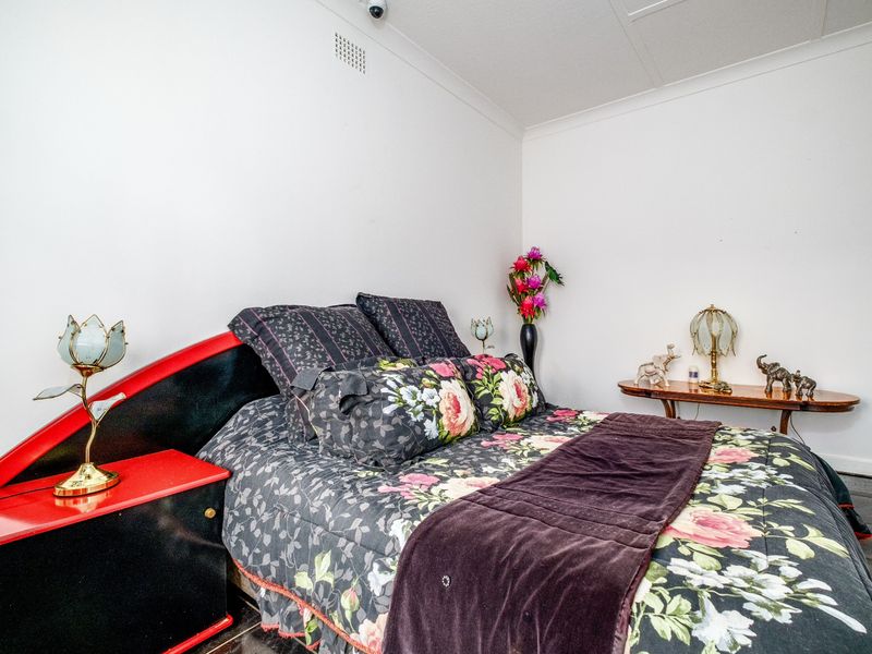 Three Bedroom House With Two Flatlets For Sale In Witpoortjie - Photo 7