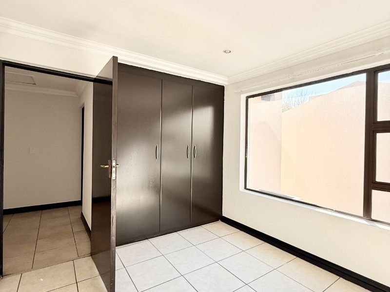 3BedTownhouse for sale in Fourways - Photo 3