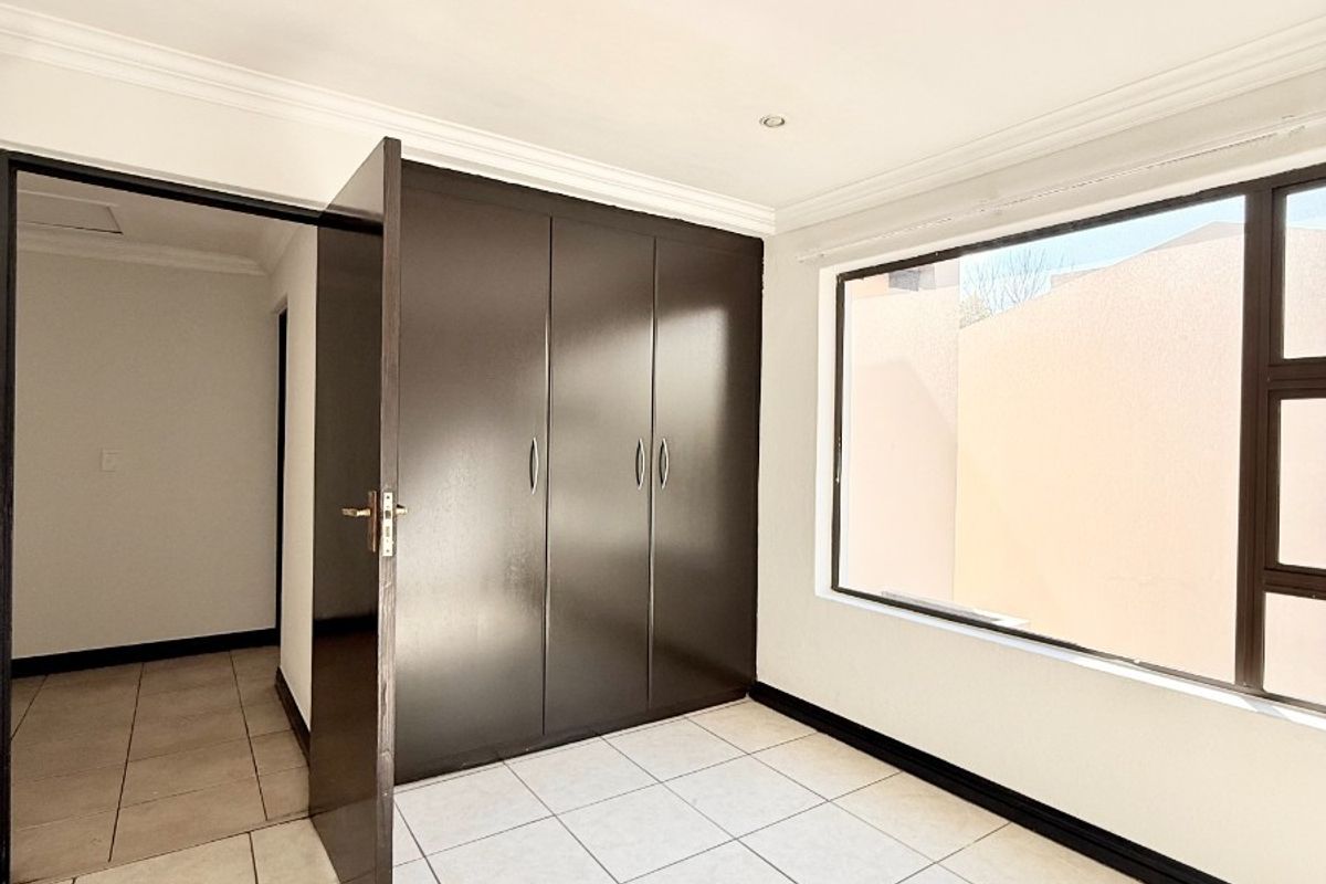 3BedTownhouse for sale in Fourways - Photo 3