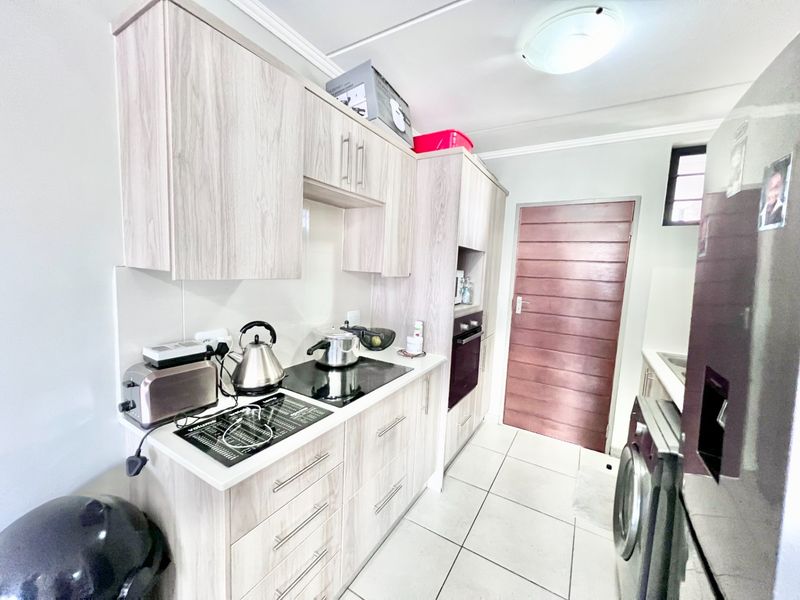 Apartment To Rent in Amberfield, Centurion - Photo 2