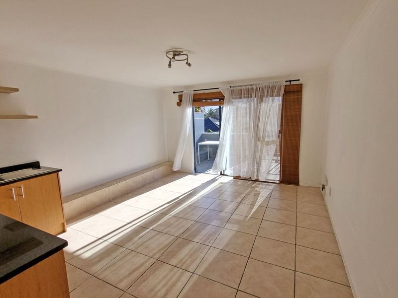 Spacious 1 Bed Duplex Apartment with Balcony and Views | Secure Parking | Bergvliet - Photo 2