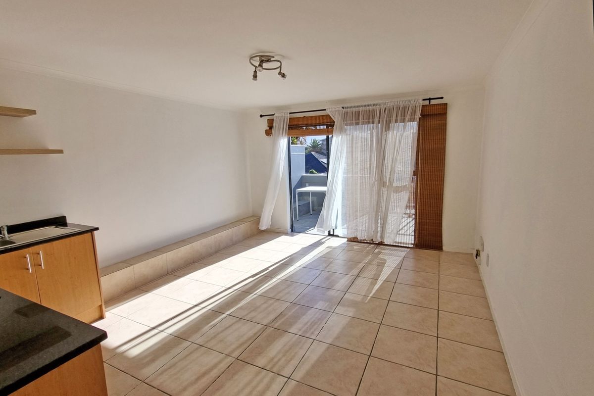 Spacious 1 Bed Duplex Apartment with Balcony and Views | Secure Parking | Bergvliet - Photo 2